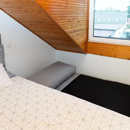 Fausztland Apartament